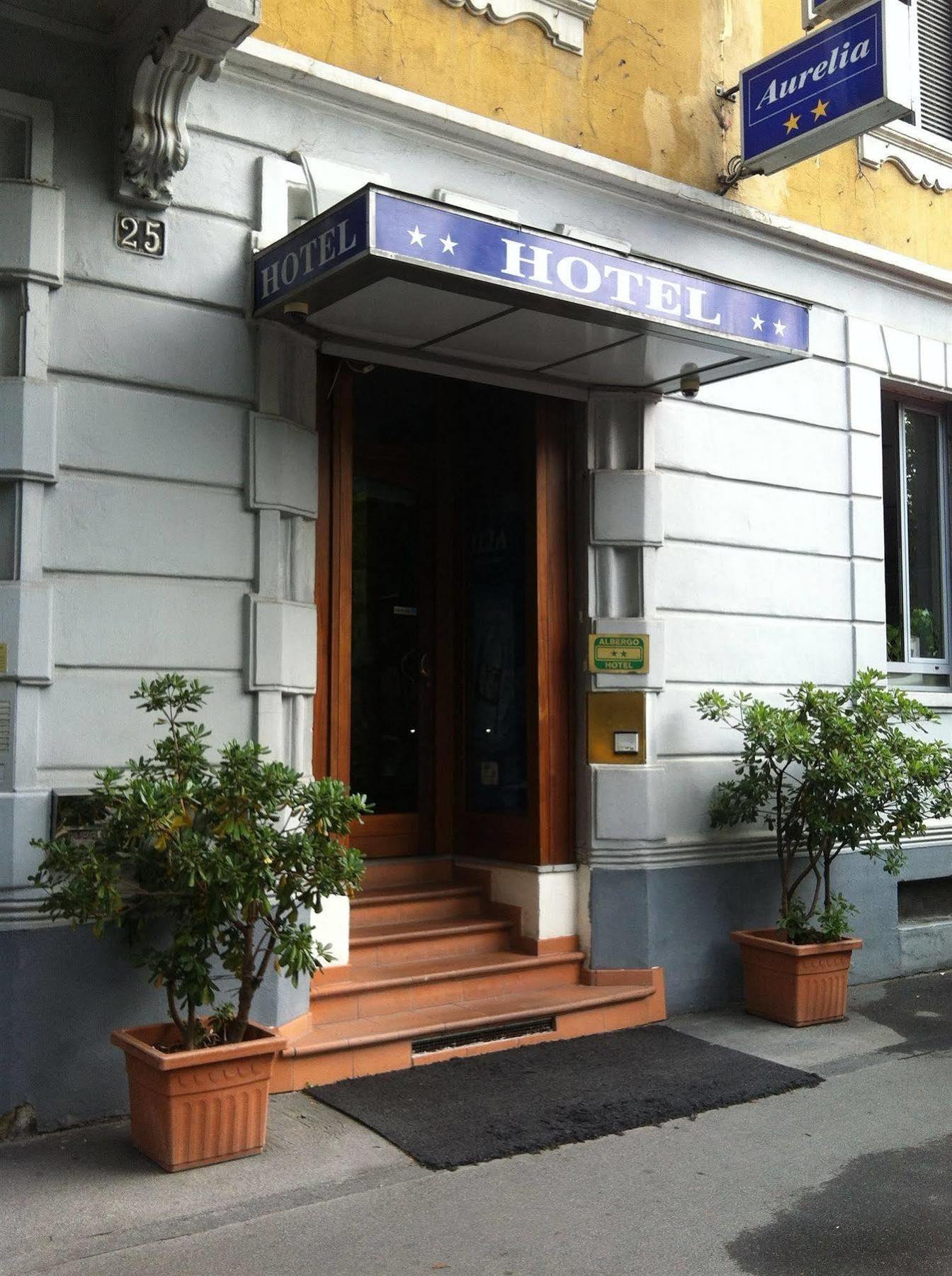 Hotel Aurelia Milano Centrale Exterior foto
